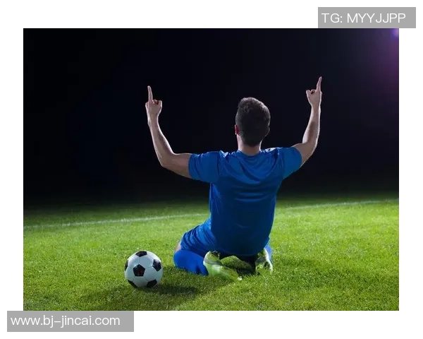 戛纳电影节上的足球明星们揭示了体育与艺术的完美结合 戛纳电影节上的足球明星们揭示了体育与艺术的完美结合