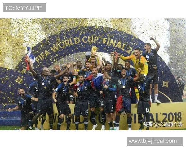 足球明星的辛苦与荣耀背后他们的努力与付出不为人知